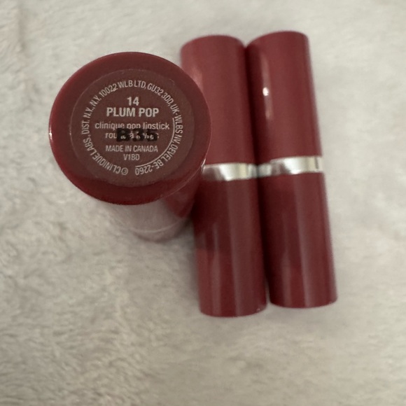 Clinique Bundle - Picture 9 of 10